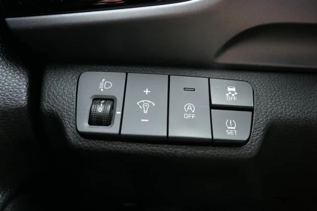 KIA Stonic 1.0 T-GDI Vision Navi / Automatik / AHK – Bild 8