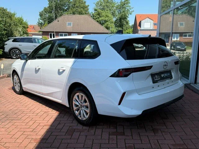 OPEL Astra ST Enjoy Automatik – Bild 4