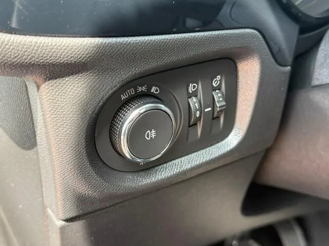 OPEL Corsa Edition Klima/LED/BC Sitzhzg./MF-Lenkrad – Bild 8