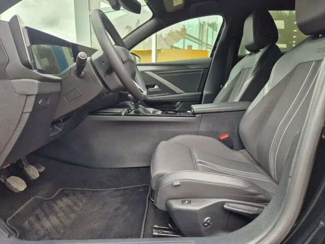 OPEL Astra ST GS Allwetter/Shz/Lenkradhzg – Bild 6