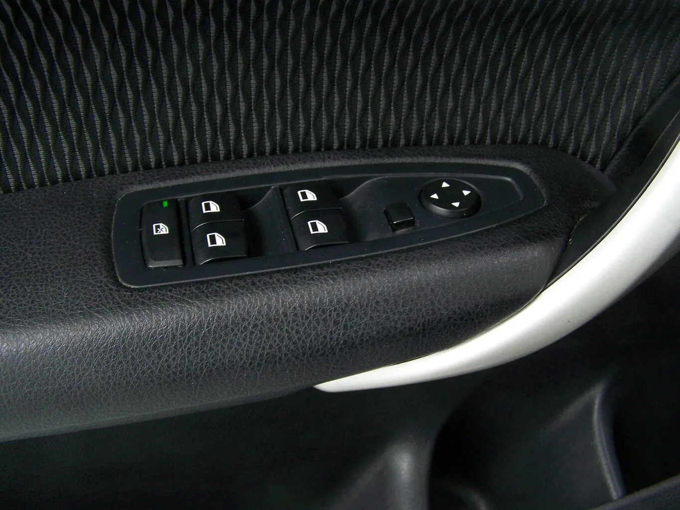 BMW 116 116i SCHIEBED+SITZH+PDC+5-TÜRIG... – Bild 8