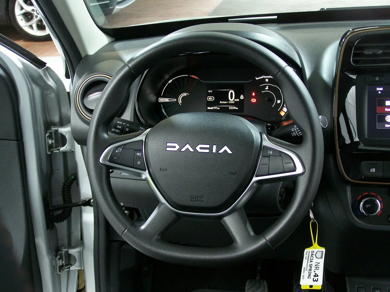 DACIA Spring 65 26.8 kWh Extreme CCS NAVI+KAMERA... – Bild 6