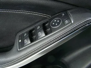 MERCEDES-BENZ A 180 BlueEFFICIENCY Urban SITZH+PDC+NAVI+BI-XEN... – Bild 7