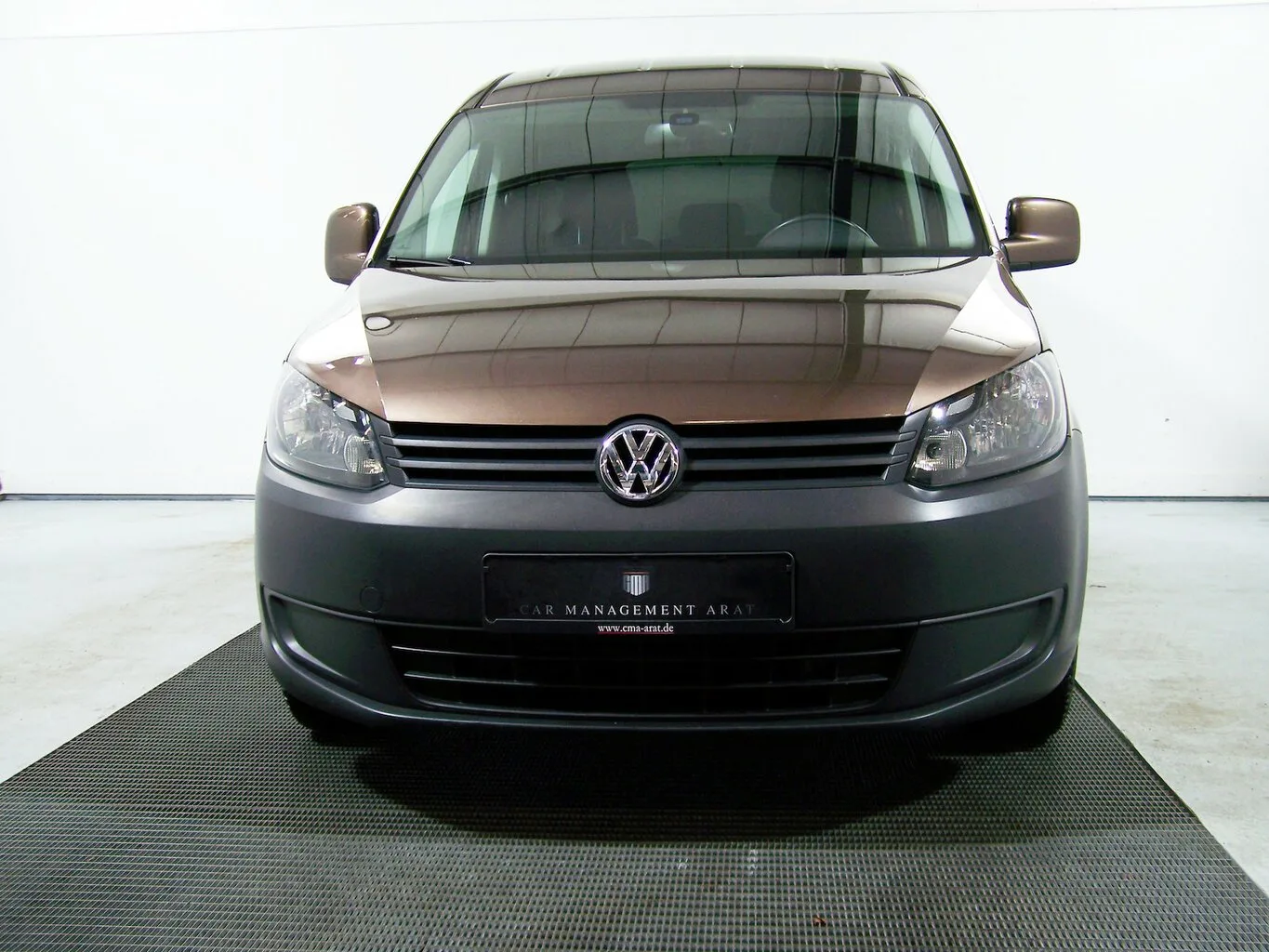 VW Caddy Maxi 1.6 TDI Trendline AUTOM KLIMAAUTO+PDC... – Bild 2