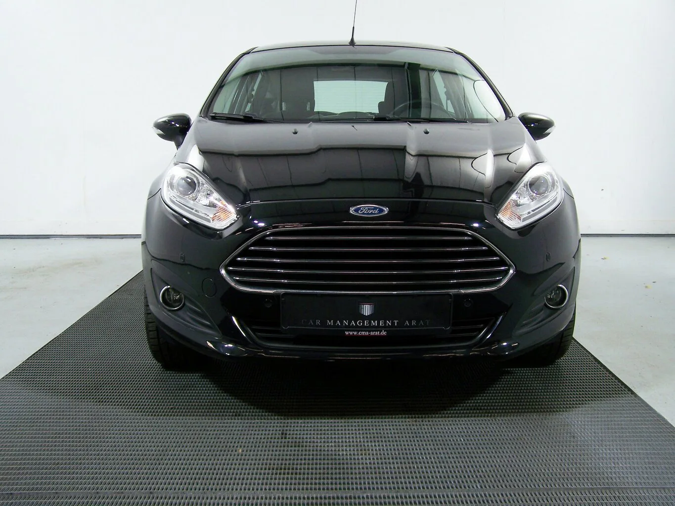 FORD Fiesta 1.0 KLIMA+BFS+SITZH.+ PDC... – Bild 2