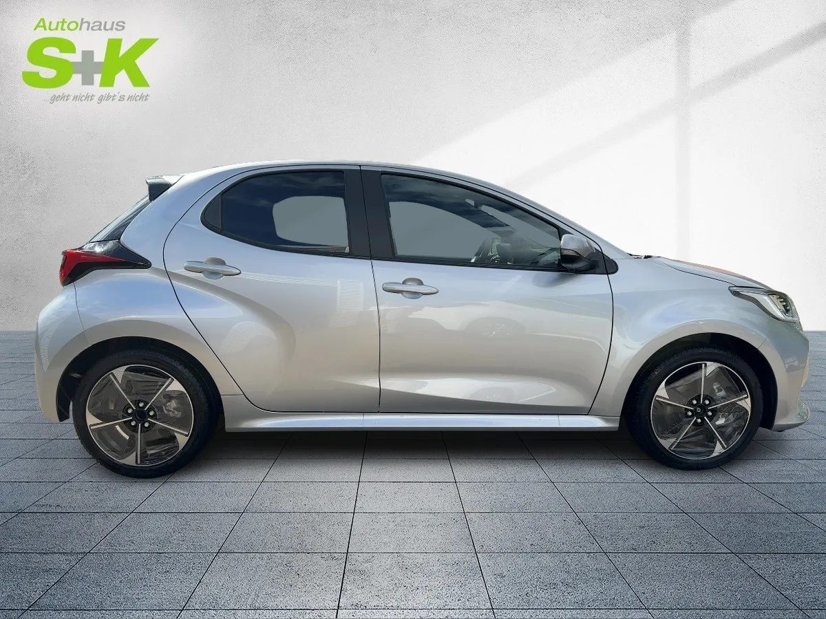 Toyota Yaris 1,5-l Hybrid Style *Carplay*Navi*EPH*Toter – Bild 5