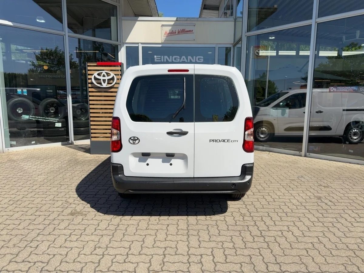 Toyota Proace City 1,5 L2 Meister*Gewerbe*194,00€ Brutt – Bild 3