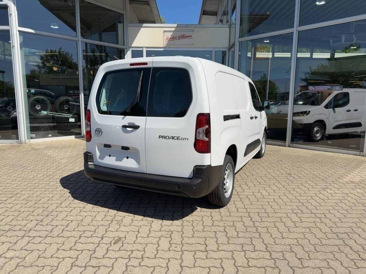 Toyota Proace City 1,5 L2 Meister*Gewerbe*194,00€ Brutt – Bild 4