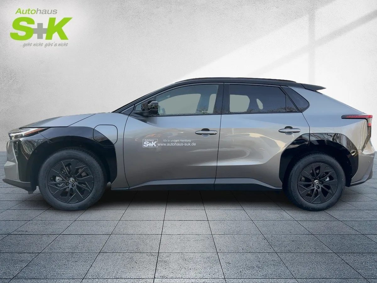 Toyota bZ4X AWD Lounge*360°*Sitzklima*CarPlay* – Bild 2