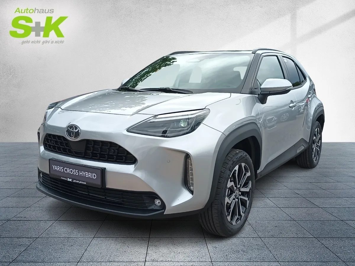 Toyota Yaris Cross Teamplay *Safety-Paket *Winter-Paket