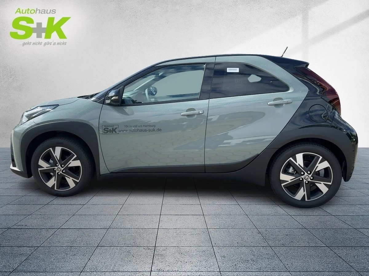 Toyota Aygo X 1.5 Hybrid Teamplayer CVT *KAMERA*SHZ* – Bild 2