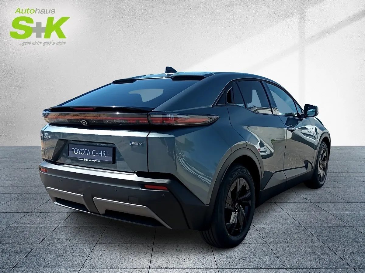 Toyota C-HR+ + 77kWh Teamplayer*CARPLAY+LED+PDC+NAVI+KL – Bild 3