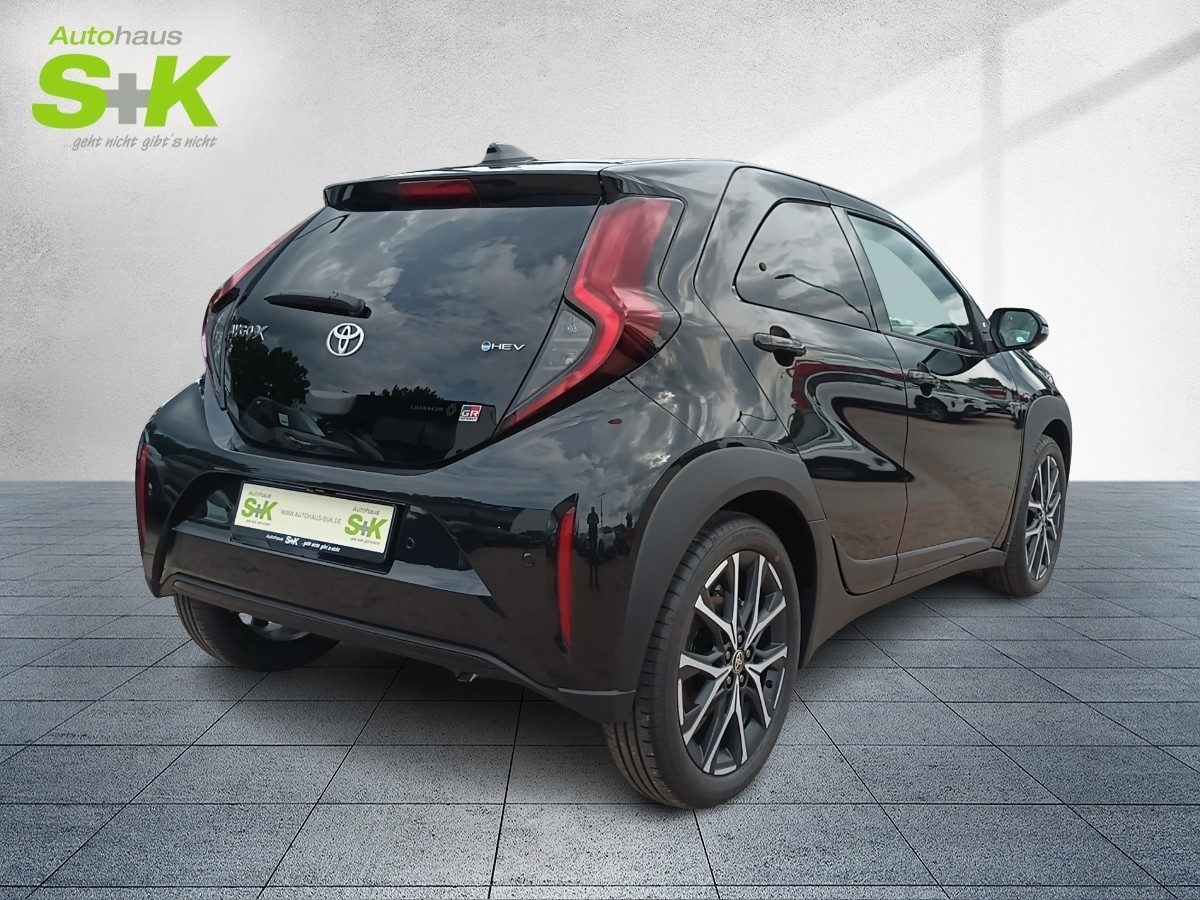 Toyota Aygo X 1.5 Hybrid GR SPORT*CARPLAY+LED+PDC+SHZ+K – Bild 3