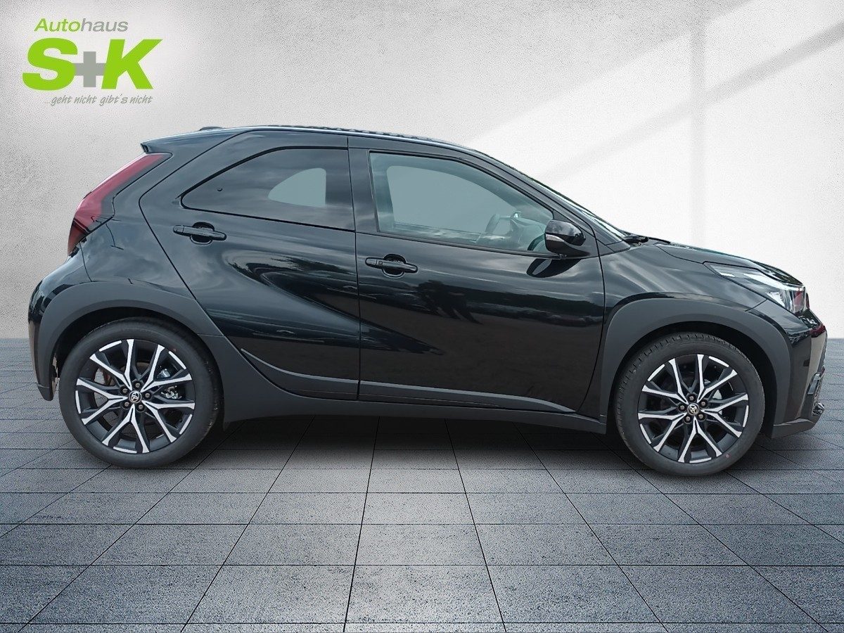Toyota Aygo X 1.5 Hybrid GR SPORT*CARPLAY+LED+PDC+SHZ+K – Bild 4