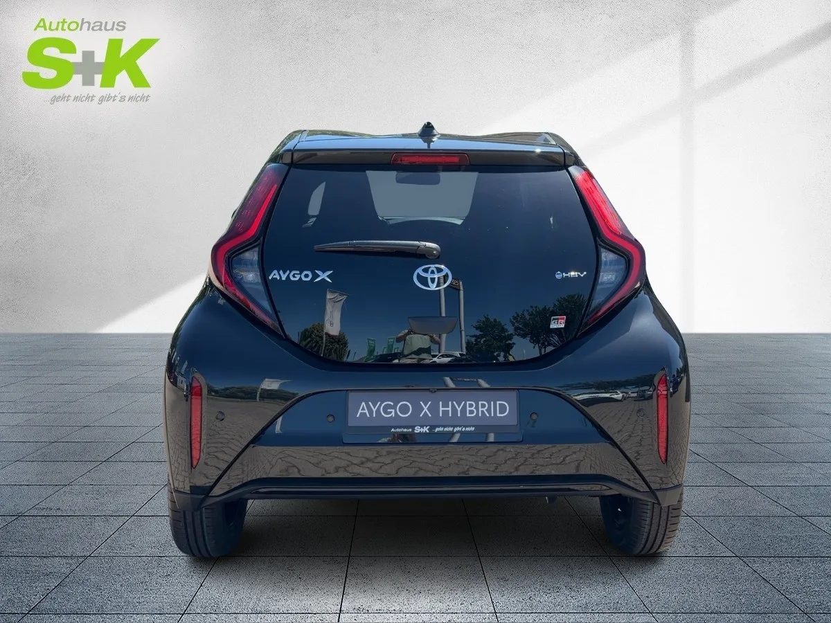 Toyota Aygo X 1,5 l GR SPORT CVT ABS Fahrerairbag ESP Z – Bild 3