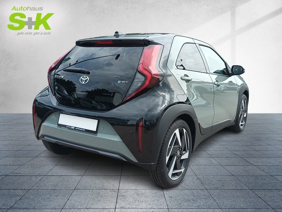 Toyota Aygo X 1.5 Hybrid Lounge CVT*CARPLAY+LED+SHZ+KLI – Bild 3