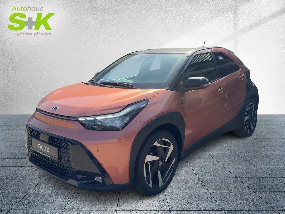 Toyota Aygo X 1,5 l Lounge CVT ABS Fahrerairbag ESP SER