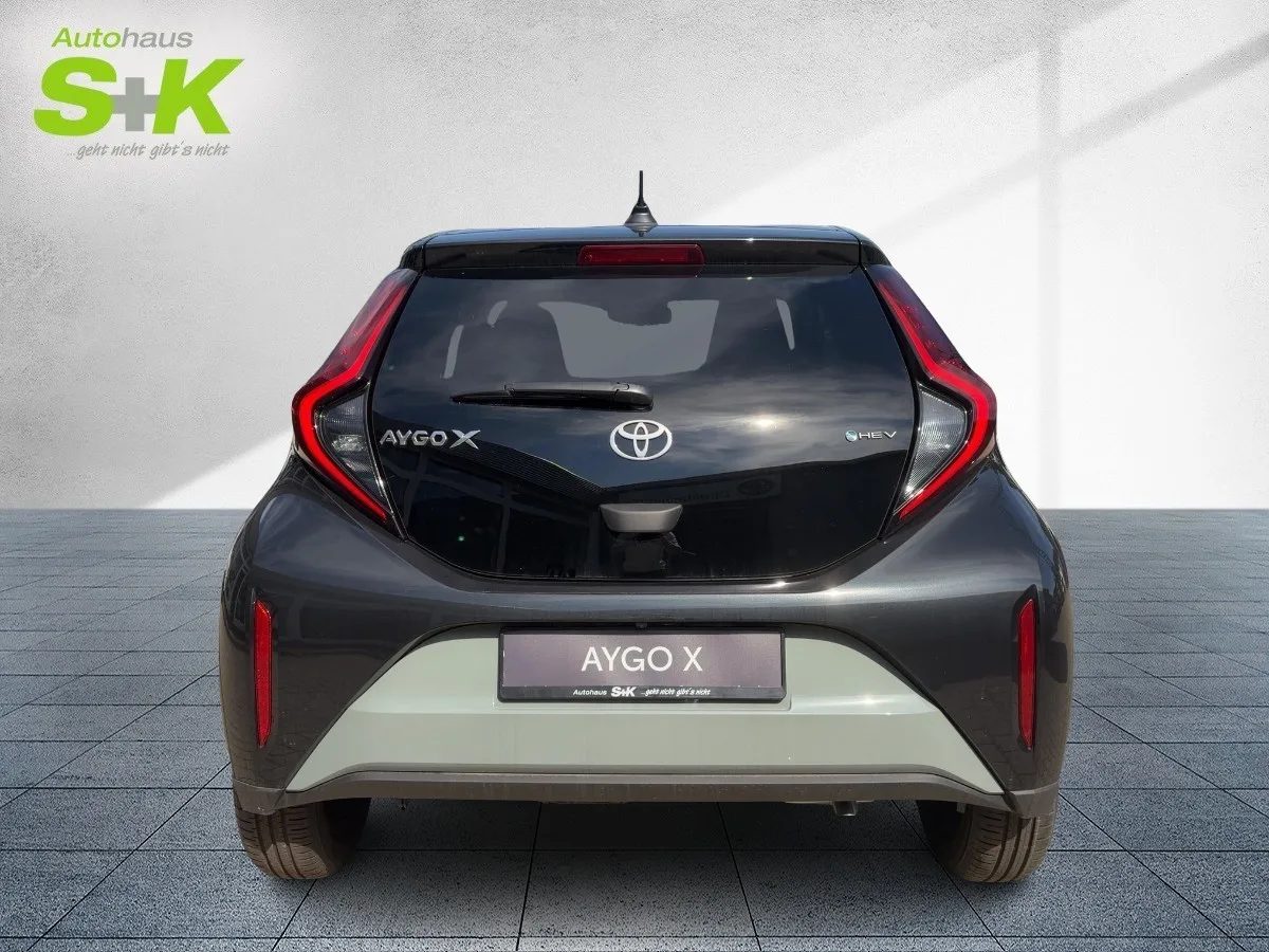 Toyota Aygo X 1,5 l Teamplayer CVT+SHZ+Rückfahrkamera+C – Bild 3