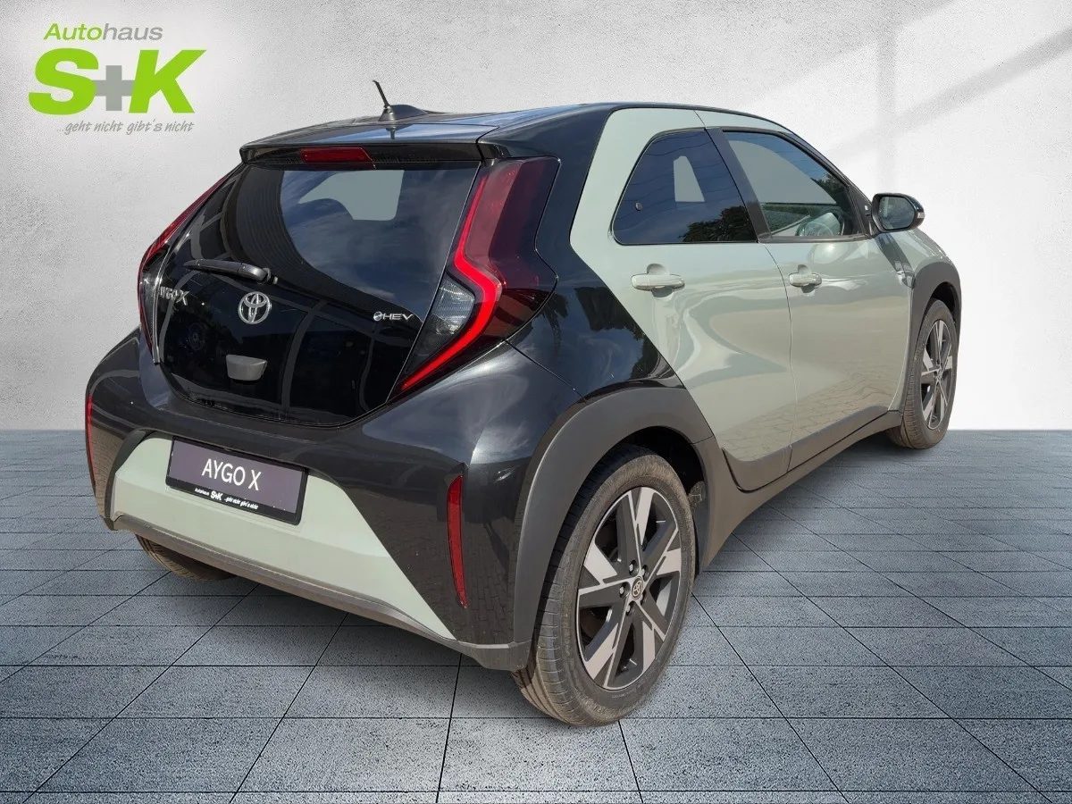 Toyota Aygo X 1,5 l Teamplayer CVT+SHZ+Rückfahrkamera+C – Bild 4