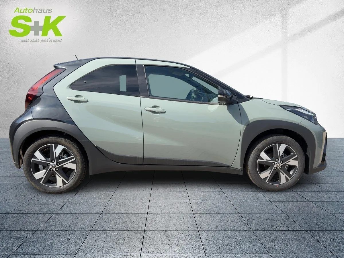 Toyota Aygo X 1,5 l Teamplayer CVT+SHZ+Rückfahrkamera+C – Bild 5