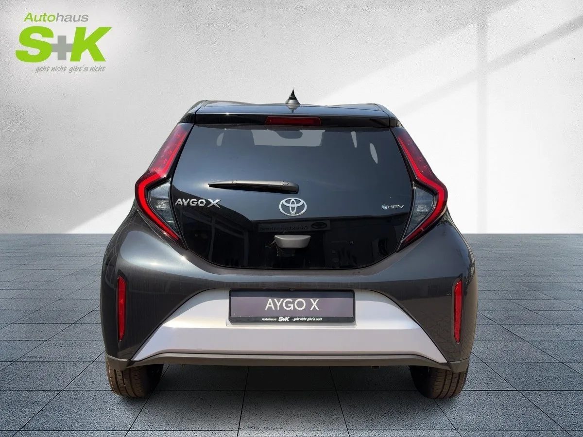 Toyota Aygo X 1,5 l Teamplayer CVT ABS Fahrerairbag ESP – Bild 3