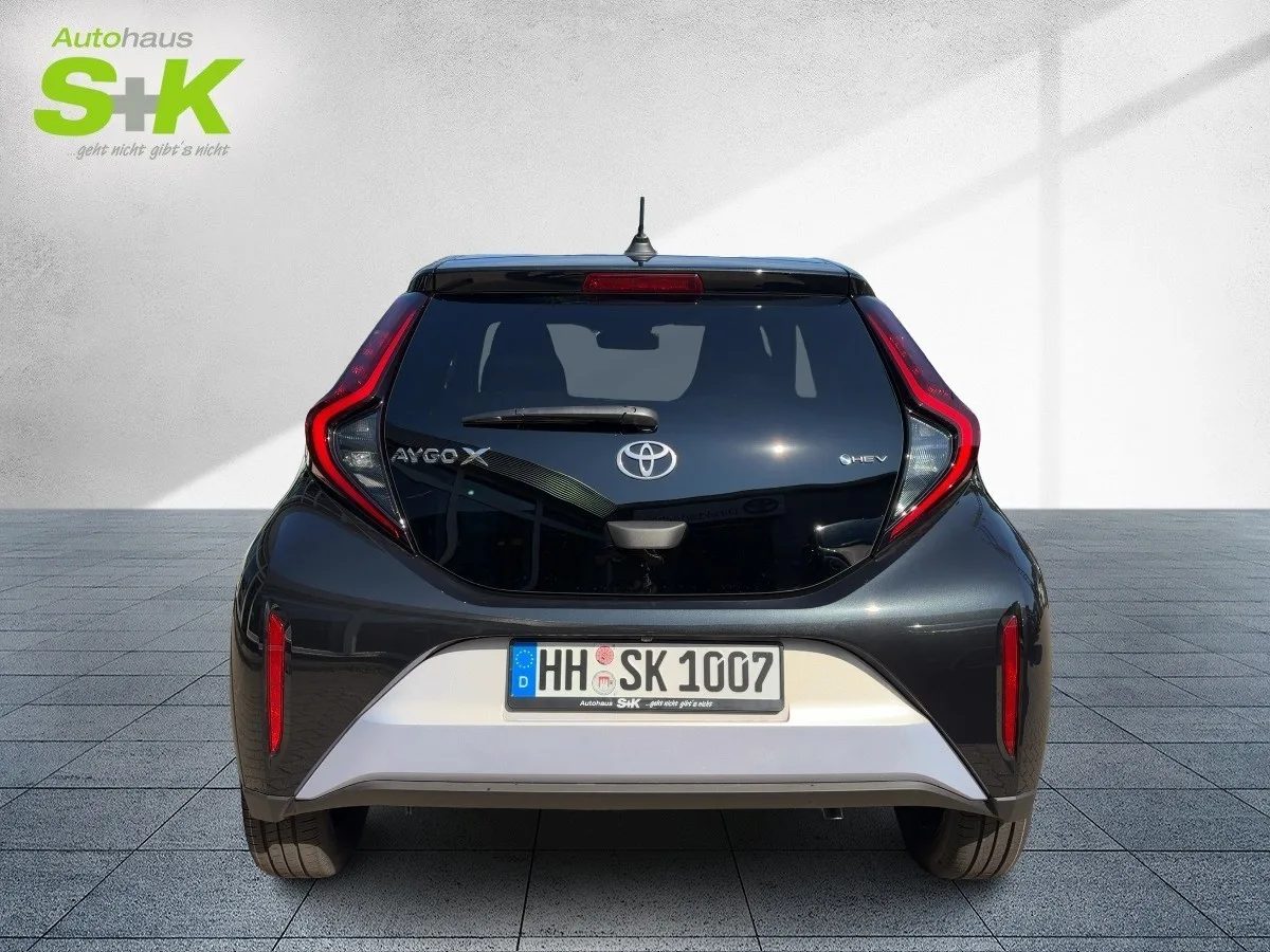 Toyota Aygo X 1,5 l Teamplayer CVT ABS Fahrerairbag ESP – Bild 3
