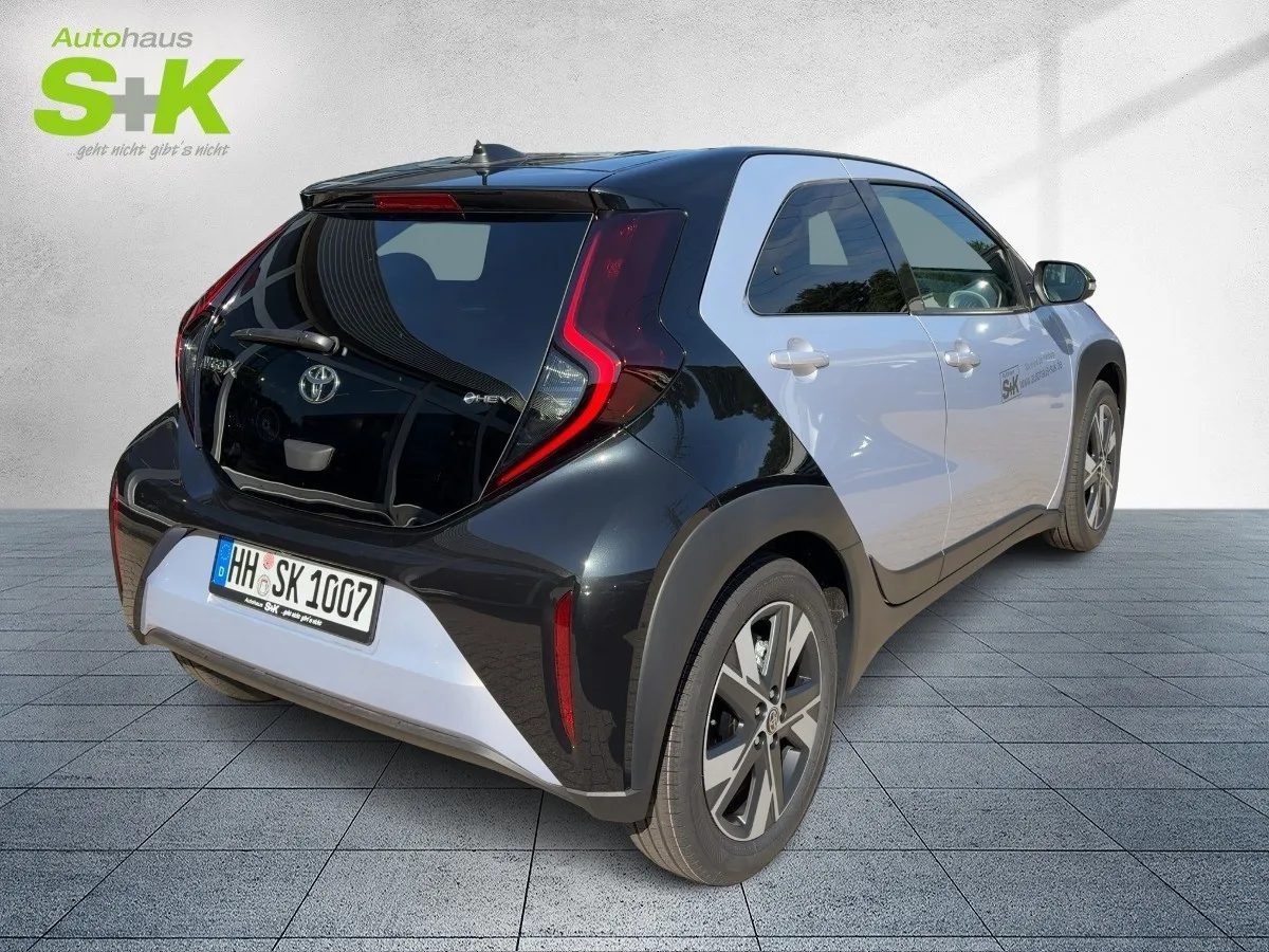 Toyota Aygo X 1,5 l Teamplayer CVT ABS Fahrerairbag ESP – Bild 4