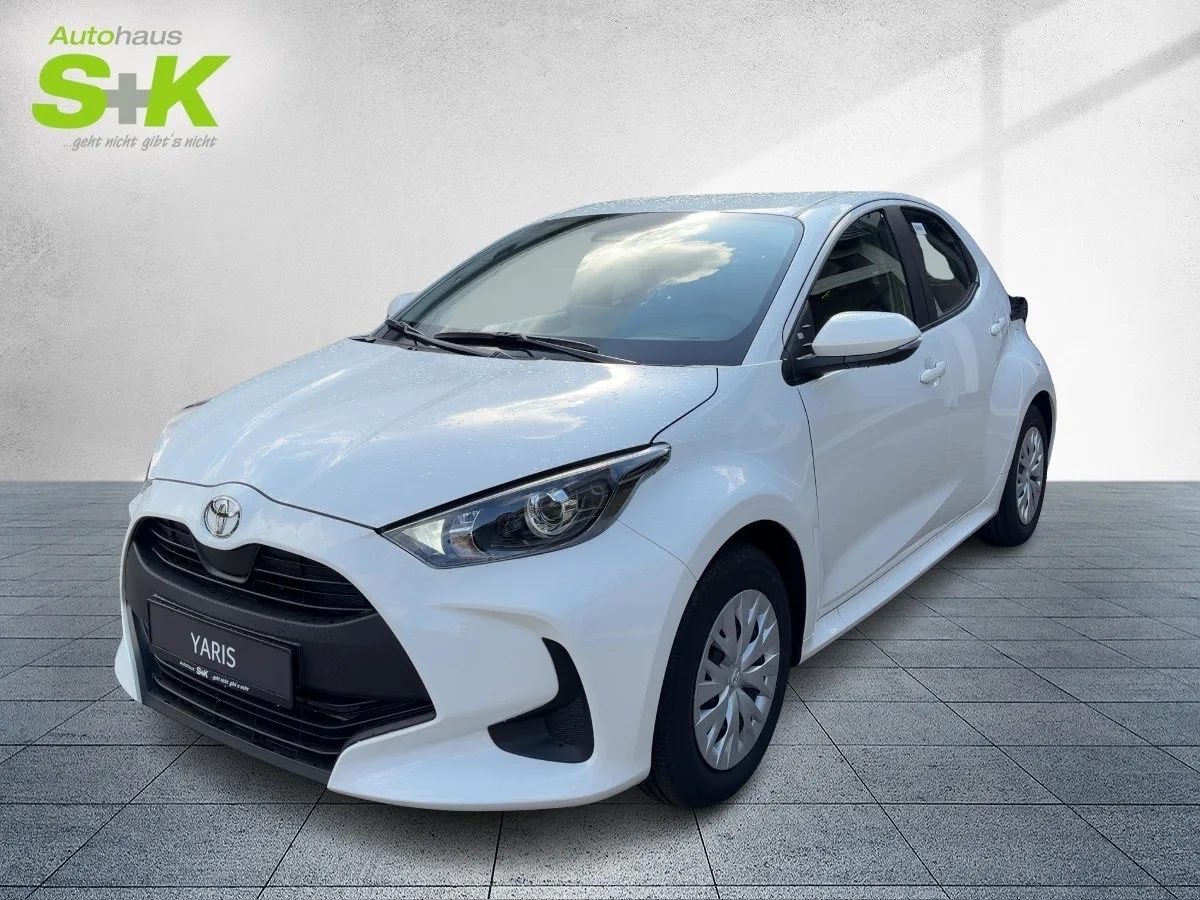 Toyota Yaris 1,5L Hybrid, Syst. 85kW (116 PS), ABS ESP