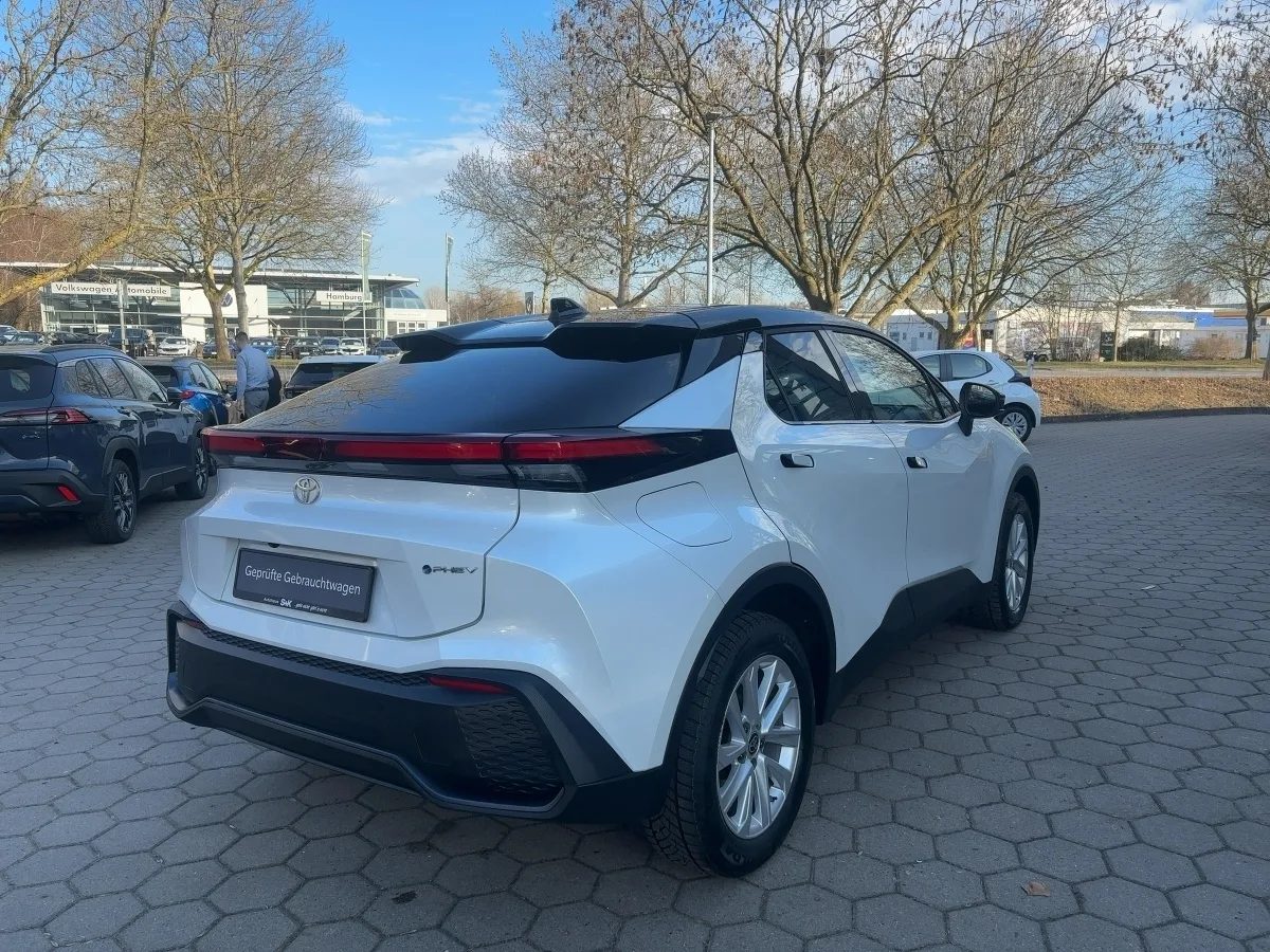 Toyota C-HR - 2,0 l Plugin 4x2 Teamplayer+SHZ+R-Kam+PDC – Bild 4