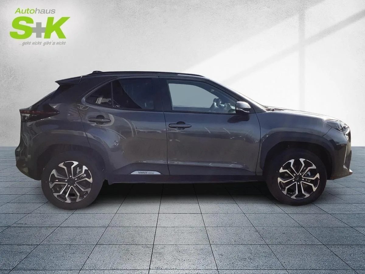 Toyota Yaris Cross Teamplay *Safety-Paket *Winter-Paket – Bild 5