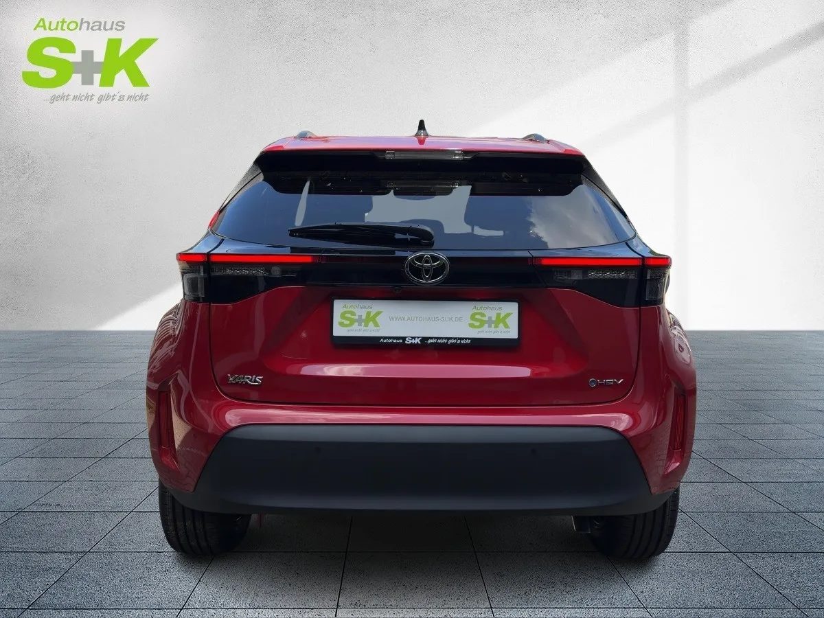 Toyota Yaris Cross - 1,5 l 4x2 Hybrid Teamplay+SHZ+R-KA – Bild 3