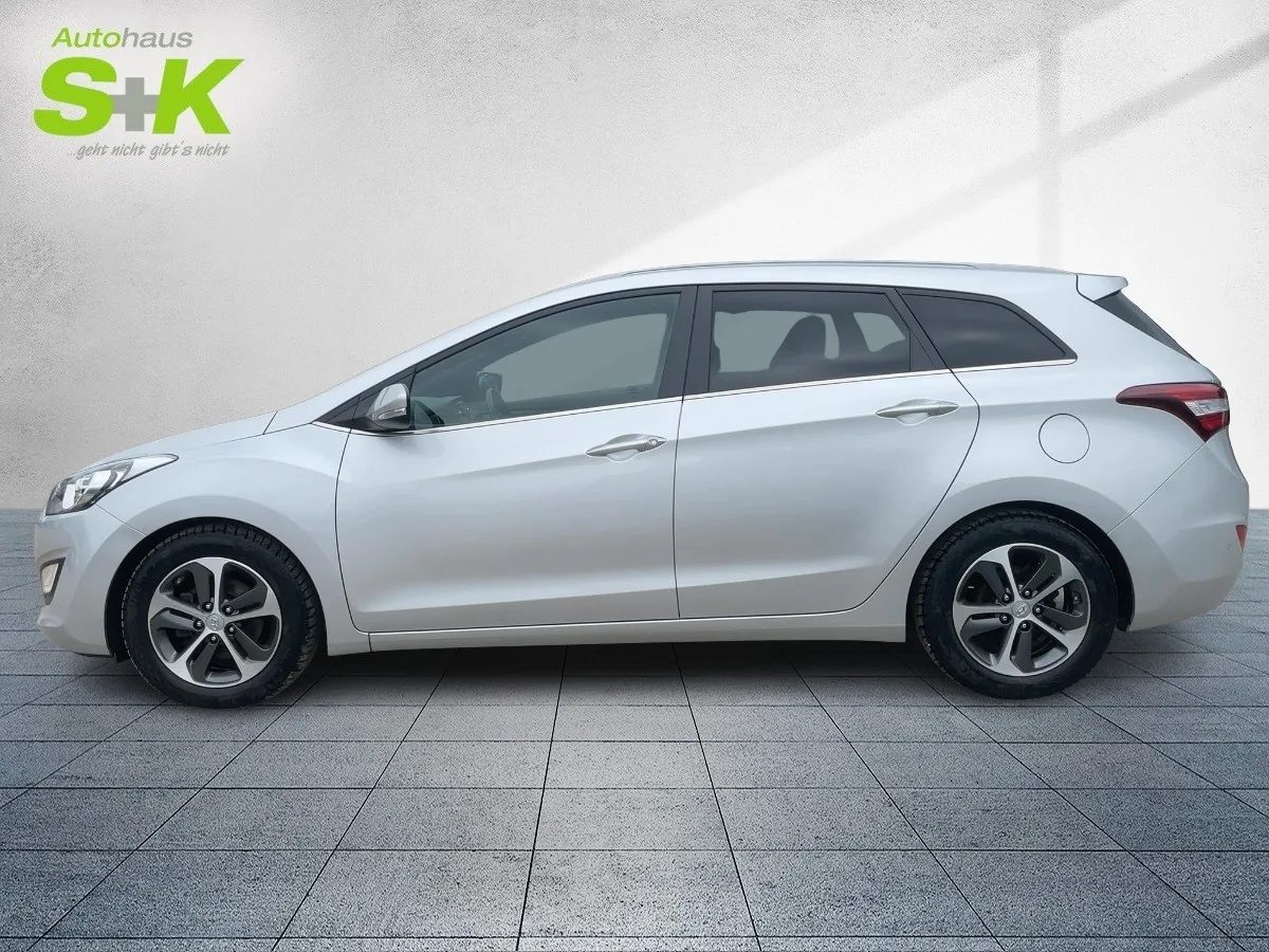HYUNDAI i30 cw Trend blue +WINTER-P.+TEMPOMAT+ – Bild 2
