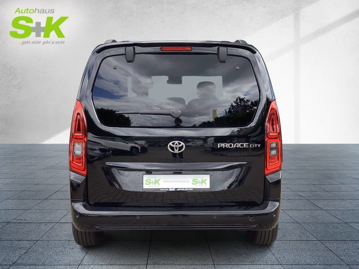 Toyota Proace City Verso 1,2-l-Turbo 81 KW (110 PS) Sta – Bild 3