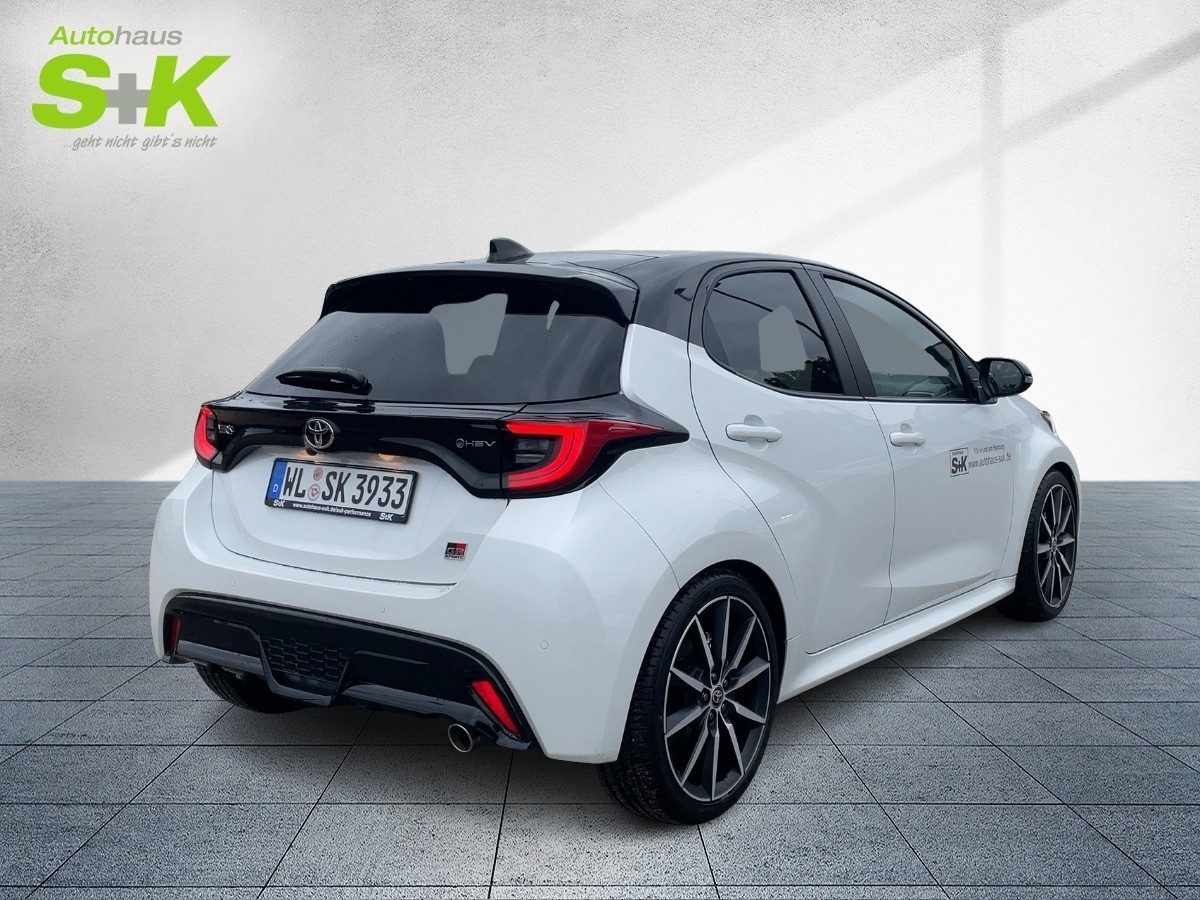 Toyota Yaris 1.5 Hybrid GR Sport*CARPLAY+H&R TIEFERLEGU – Bild 4