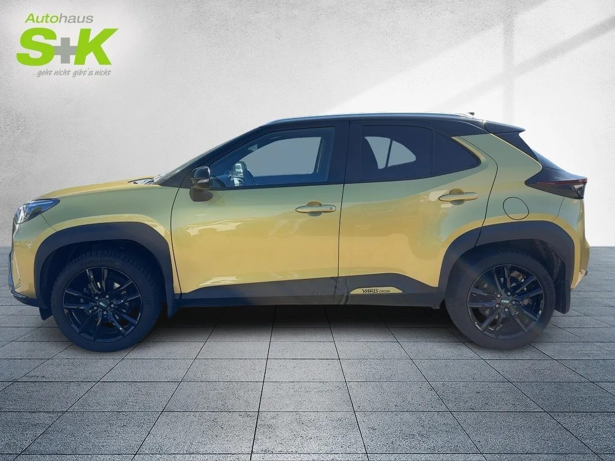 Toyota Yaris Cross 1.5 Hybrid Premiere Edition AWD-i *A – Bild 2