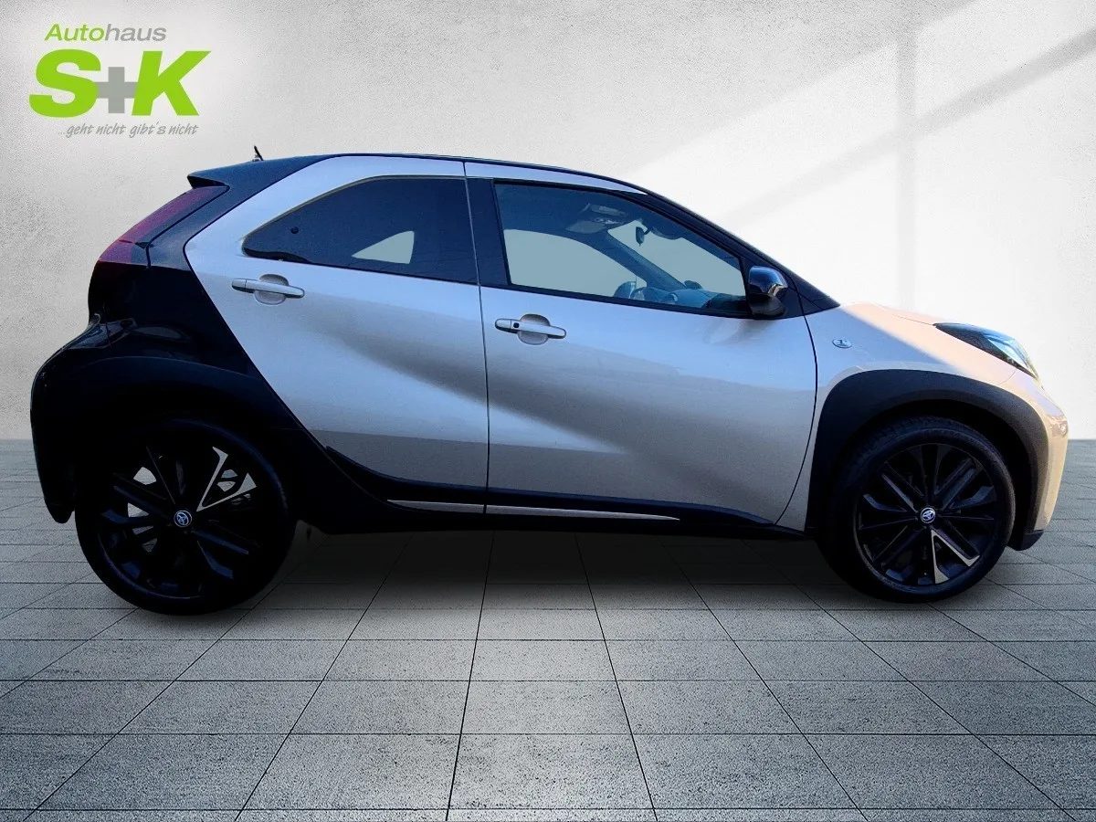 Toyota Aygo X 1,0-l-VVT-i,Style Air+ Faltdach+PDC+SHZ+R – Bild 5