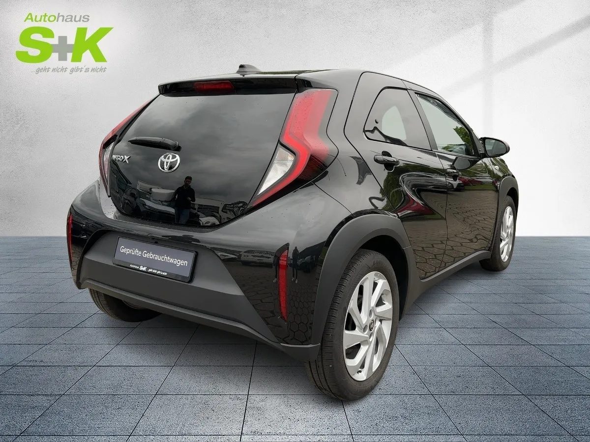 Toyota Aygo X 1.0 VVT-i Teamplayer*KAMERA*KLIMAAUTOM.*S – Bild 4