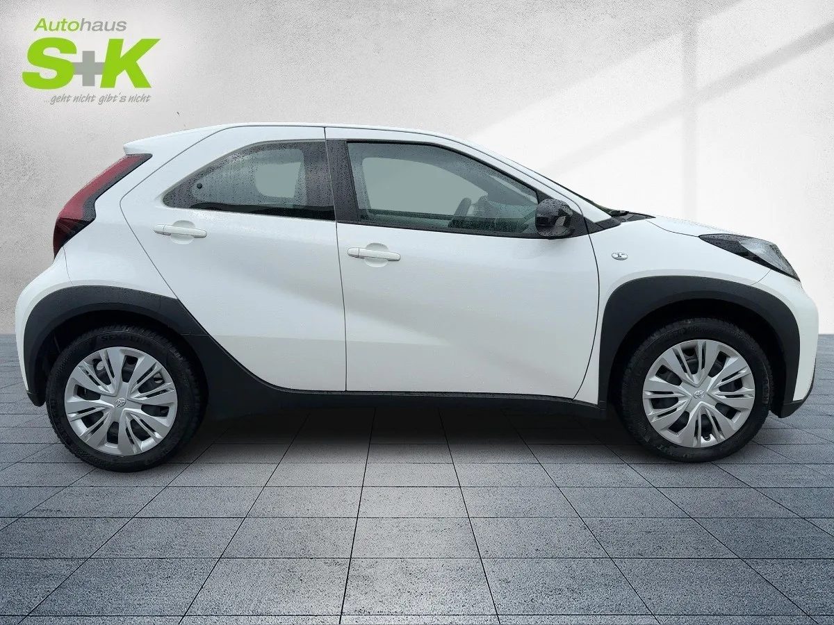 Toyota Aygo X 1.0 VVT-i Business Edition*KAMERA*SHZ*KLI – Bild 5