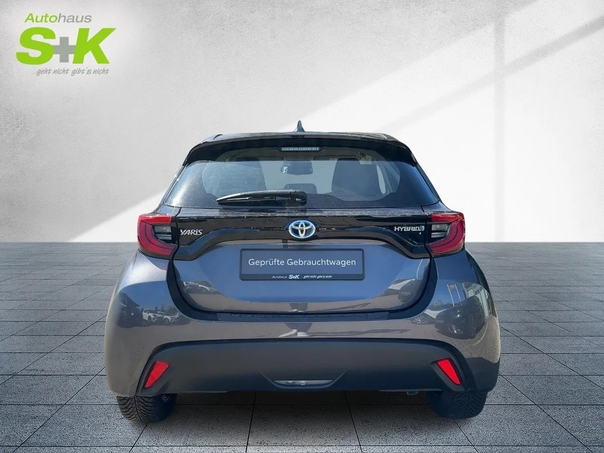 Toyota Yaris 1.5 Dual-VVT-iE Team Deutschland*SHZ*GJR*K – Bild 3
