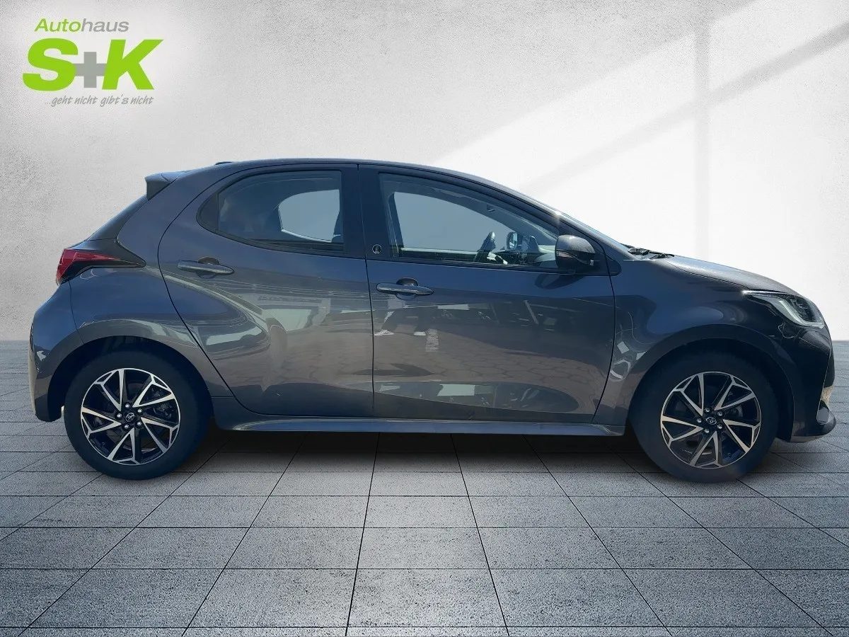 Toyota Yaris 1.5 Dual-VVT-iE Team Deutschland*SHZ*GJR*K – Bild 5