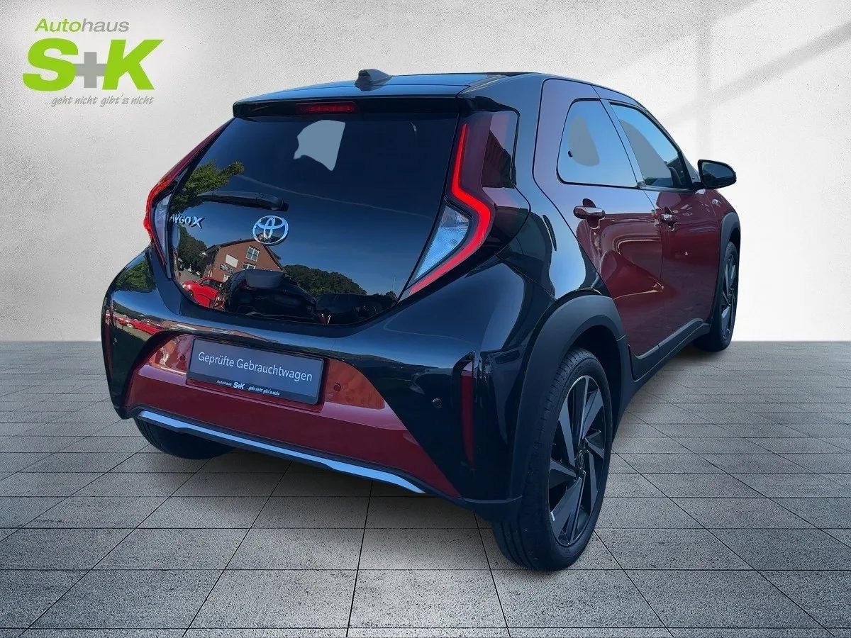 Toyota Aygo X 1.0 VVT-i Air Explore*SCHIEBEDACH*SHZ*KAM – Bild 4
