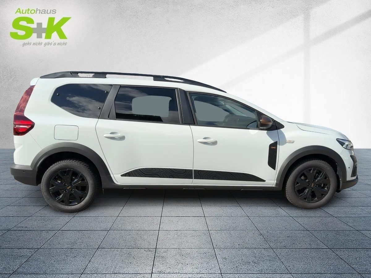 Dacia Jogger Extreme+ TCe 110 7-Sitzer – Bild 5
