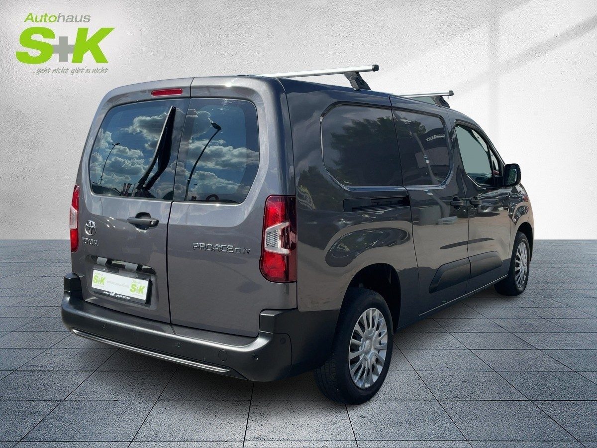 Toyota Proace City 1.5 D-4D L2 Meister +TEMPOMAT+CARPLA – Bild 4