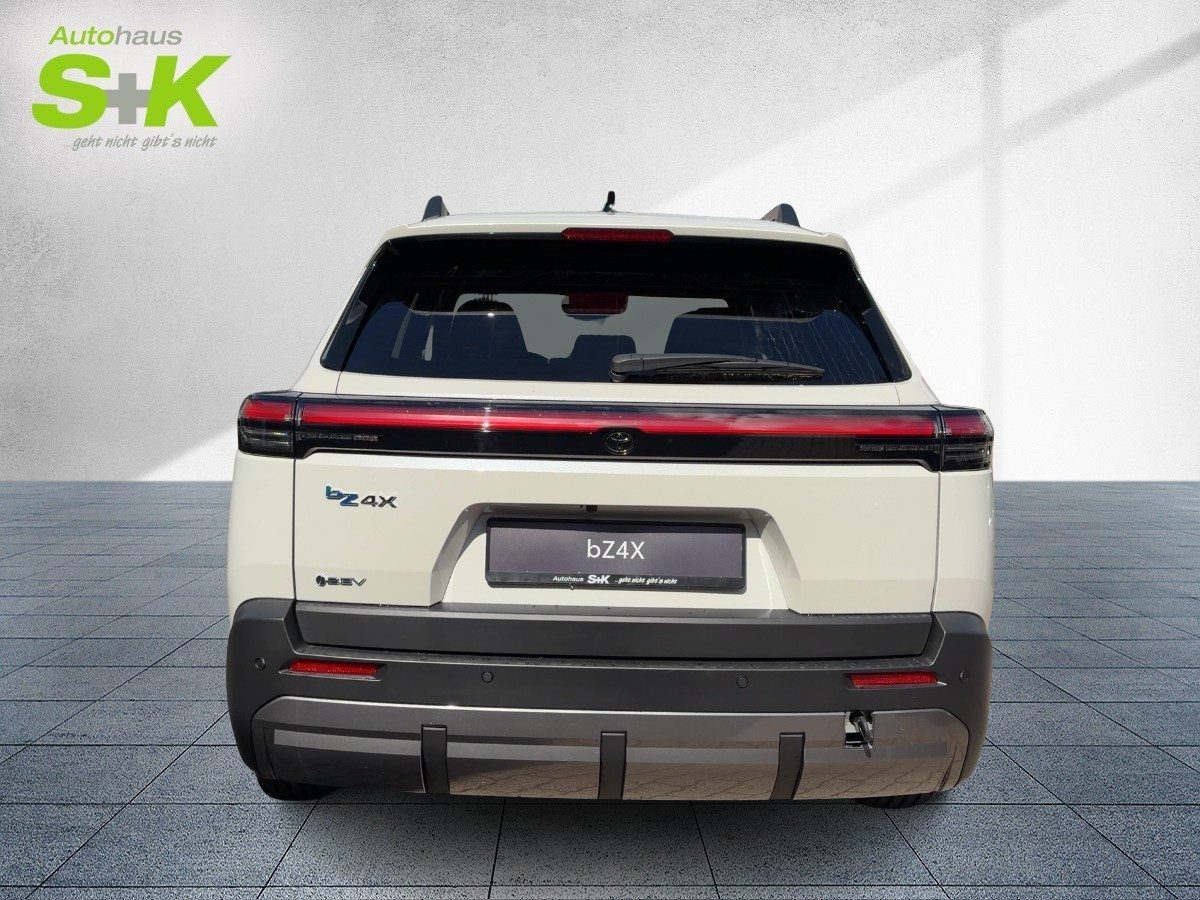 Toyota bZ4X Touring 2EL-3, Teamplayer – Bild 3