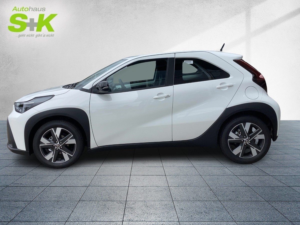Toyota Aygo X ACTIVE *Sitzheizung *Carplay*Rückfahrkame – Bild 2