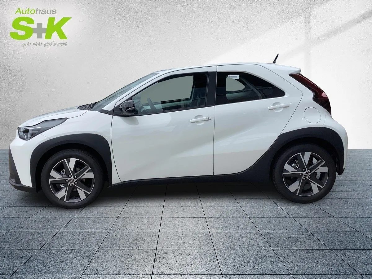 Toyota Aygo X ACTIVE *Sitzheizung *Carplay* – Bild 2