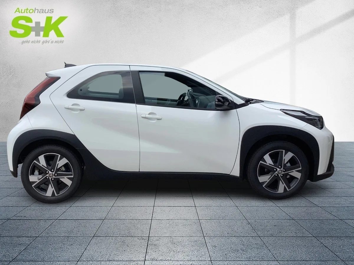 Toyota Aygo X ACTIVE *Sitzheizung *Carplay* – Bild 5