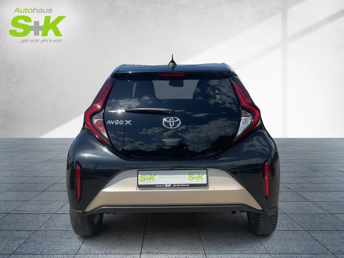 Toyota Aygo X 1.0 VVT-i Pulse +KAMERA+ACC+SHZ+MIRACAST+ – Bild 3