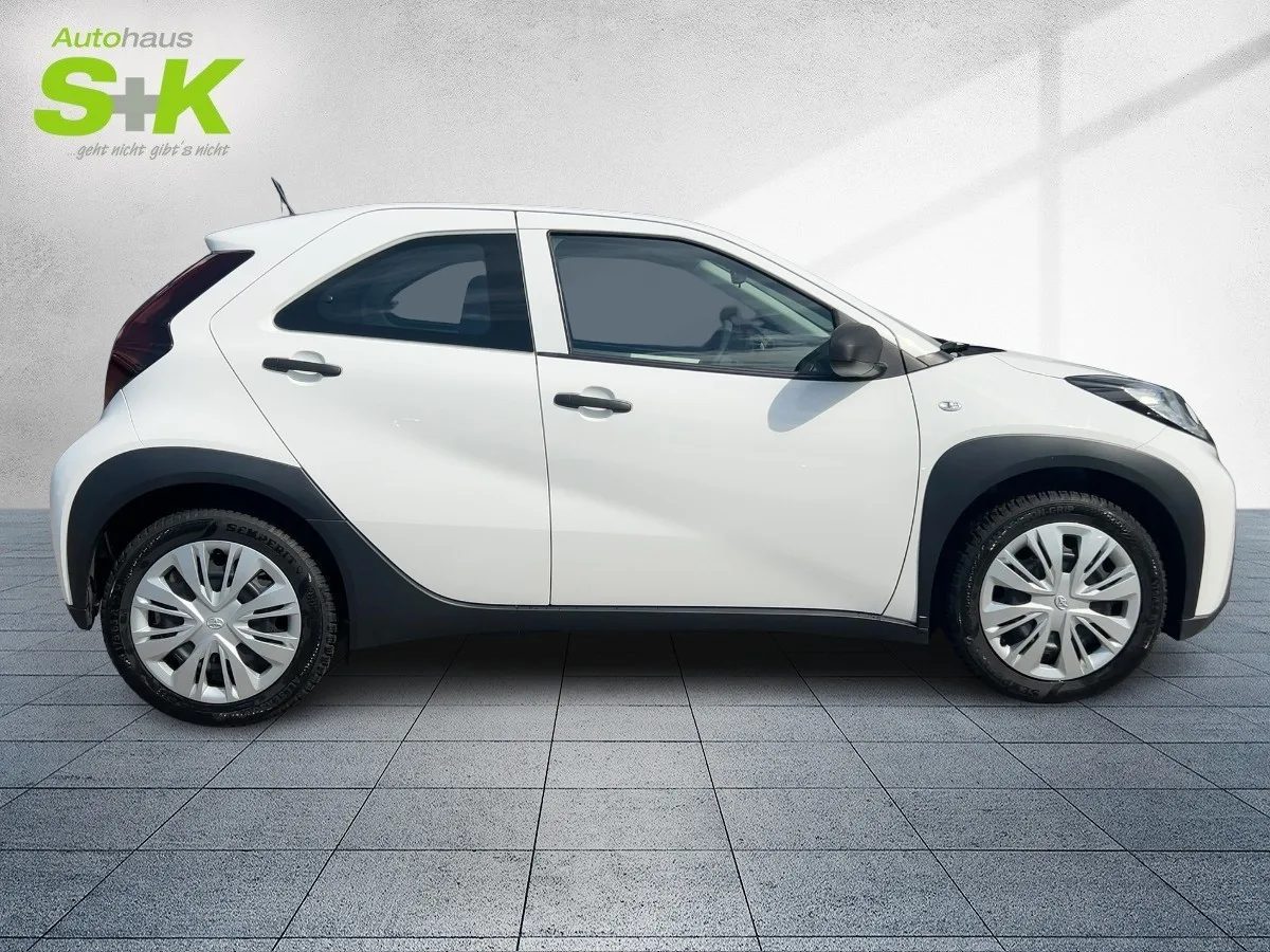 Toyota Aygo X 1.0 VVT-i *GJR*BLUETOOTH*ACC*DAB* – Bild 2