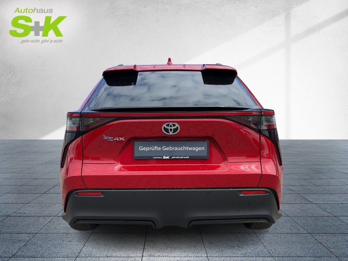 Toyota bZ4X Teamplayer FWD *WENIG KILOMETER*SHZ*KAMERA* – Bild 3